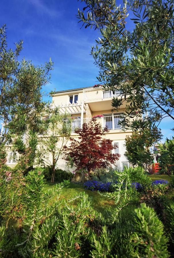 Guesthouse Olei Malinska Bagian luar foto