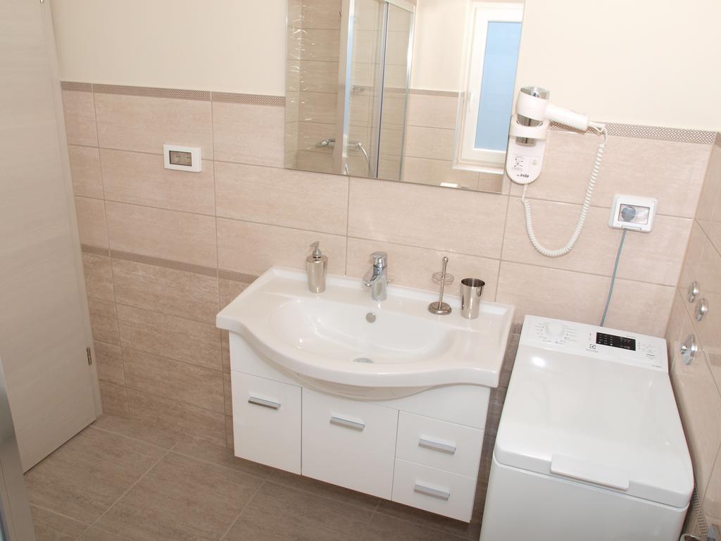 Guesthouse Olei Malinska Bagian luar foto